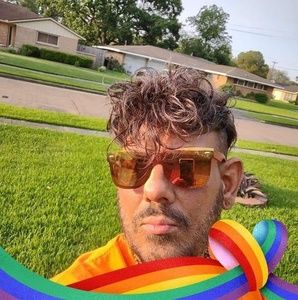 Meet your Posher, Carl